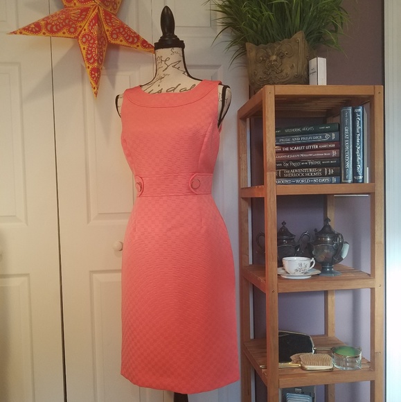 Tahari Dresses & Skirts - NWOT Tahari Retro 1950s sheath